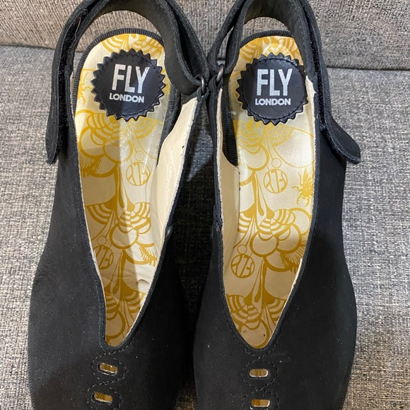 Fly London Yeay Wedge Slingback Black Sandals Women’s Size 37 - Picture 3 of 10